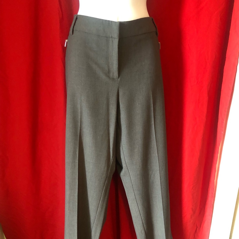NY & Company gray Capri business pants # 72